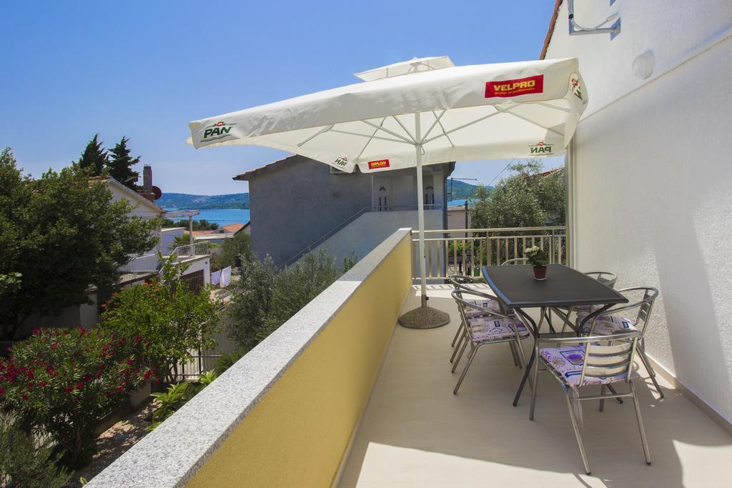 Apartments Zoran Pirovac Εξωτερικό φωτογραφία