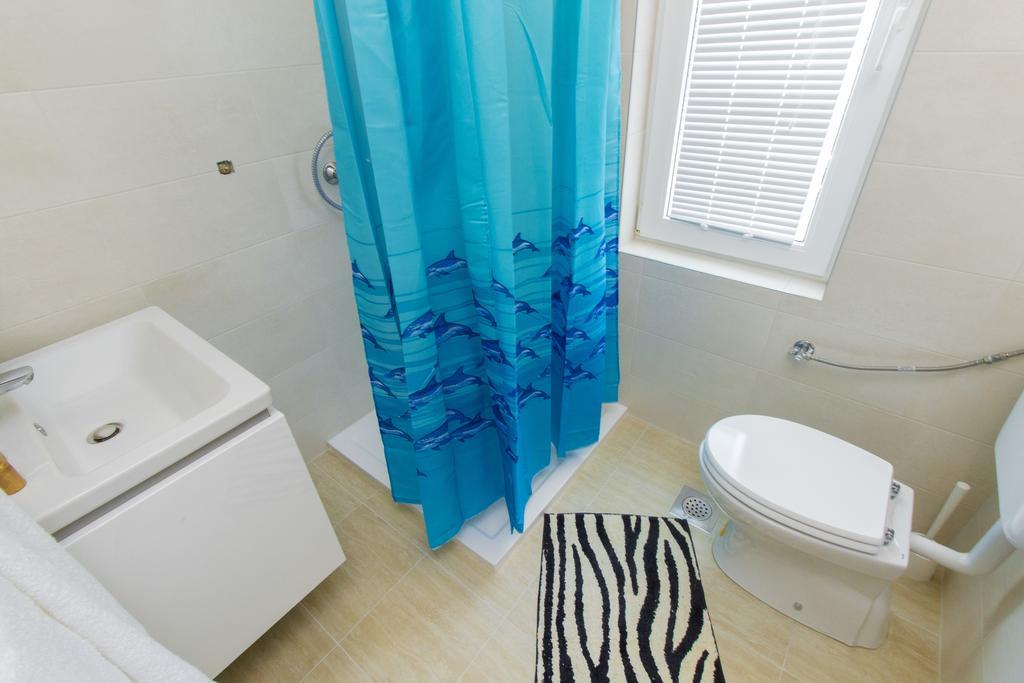 Apartments Zoran Pirovac Εξωτερικό φωτογραφία