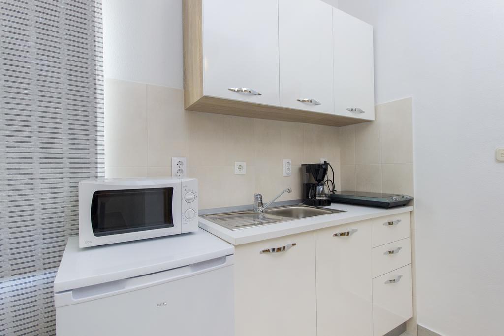 Apartments Zoran Pirovac Εξωτερικό φωτογραφία