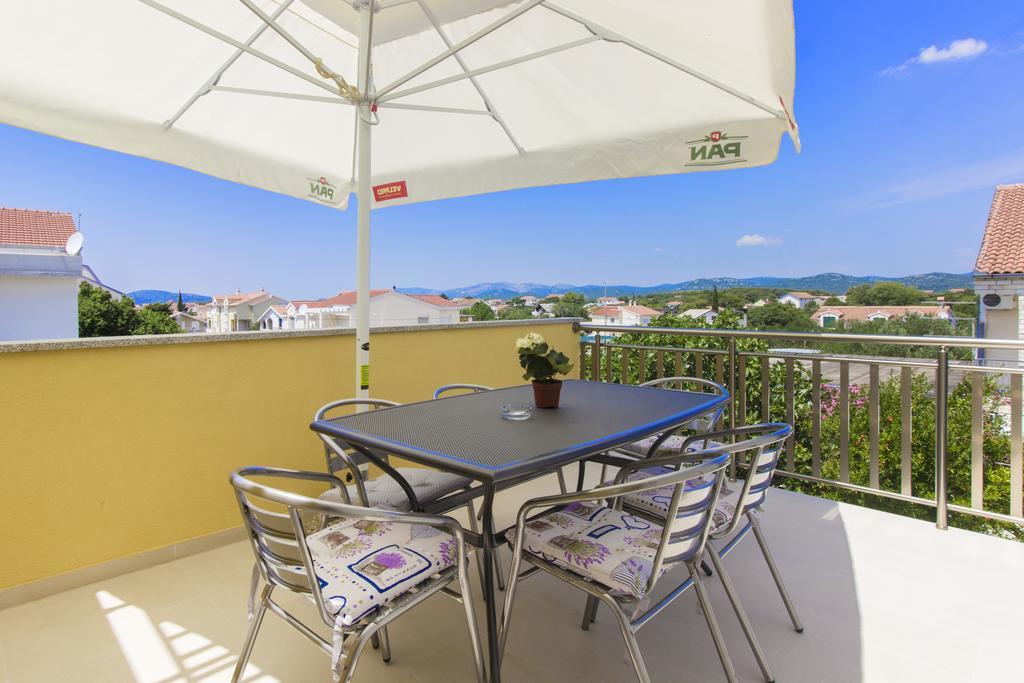 Apartments Zoran Pirovac Εξωτερικό φωτογραφία