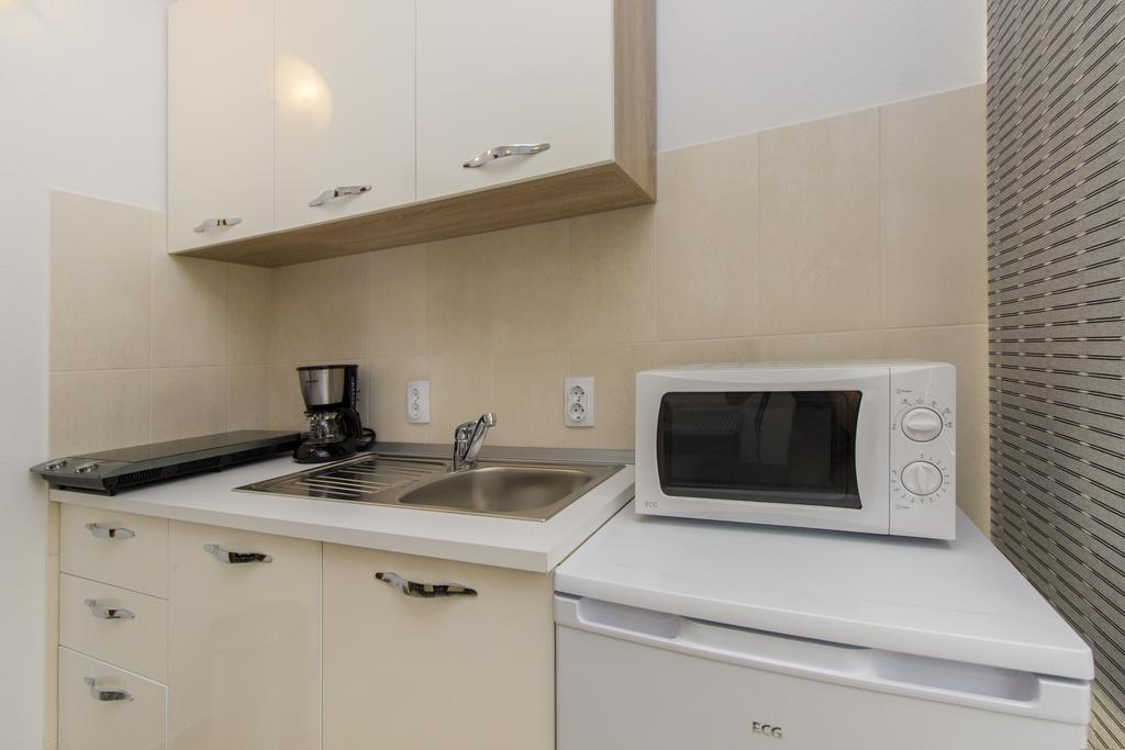 Apartments Zoran Pirovac Εξωτερικό φωτογραφία