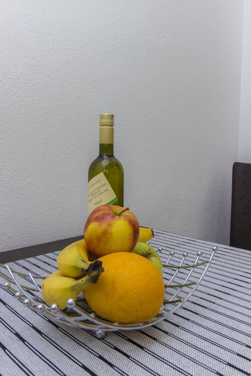 Apartments Zoran Pirovac Εξωτερικό φωτογραφία