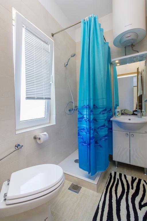 Apartments Zoran Pirovac Εξωτερικό φωτογραφία