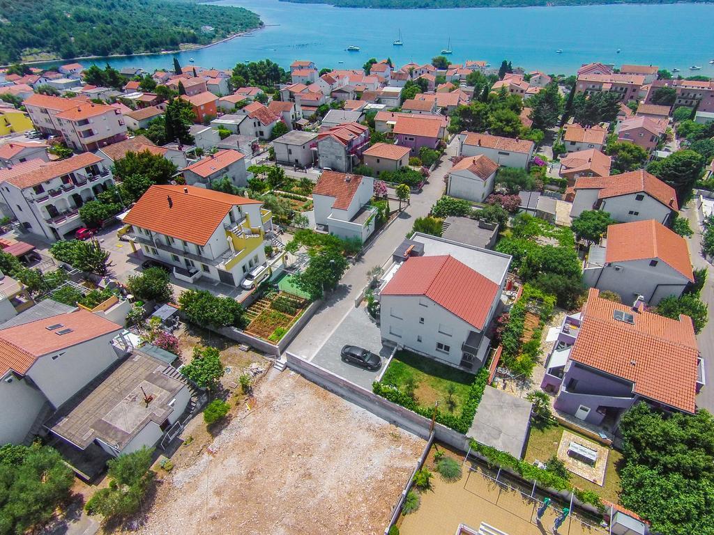 Apartments Zoran Pirovac Εξωτερικό φωτογραφία